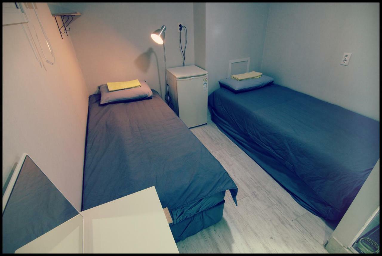 Guest house 24 Sinchon Seoul